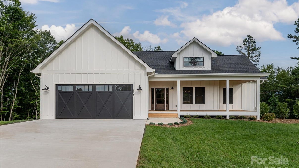 168 Country Dr  