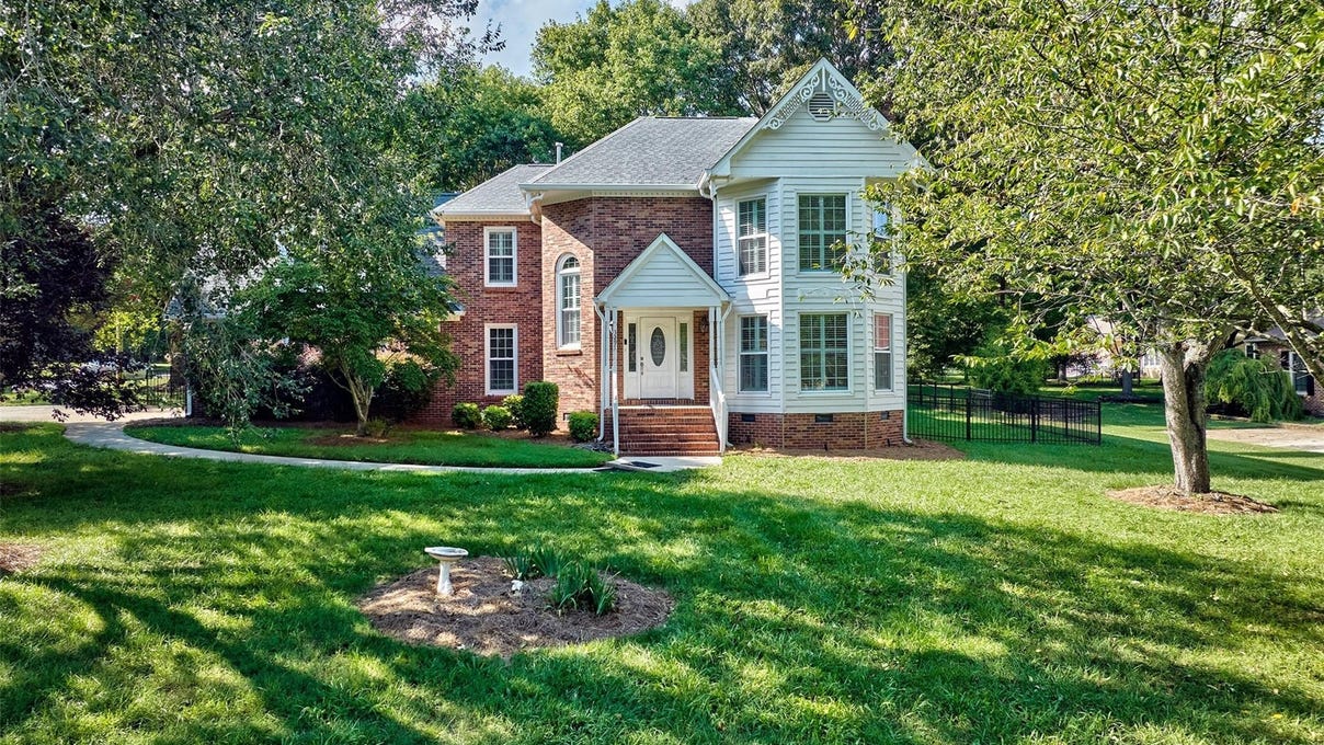 3297 Su San Farms Rd