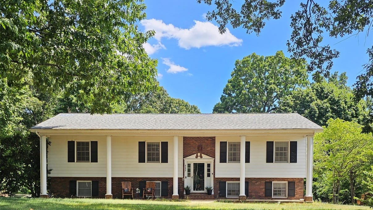 4893 Swinging Brg Rd