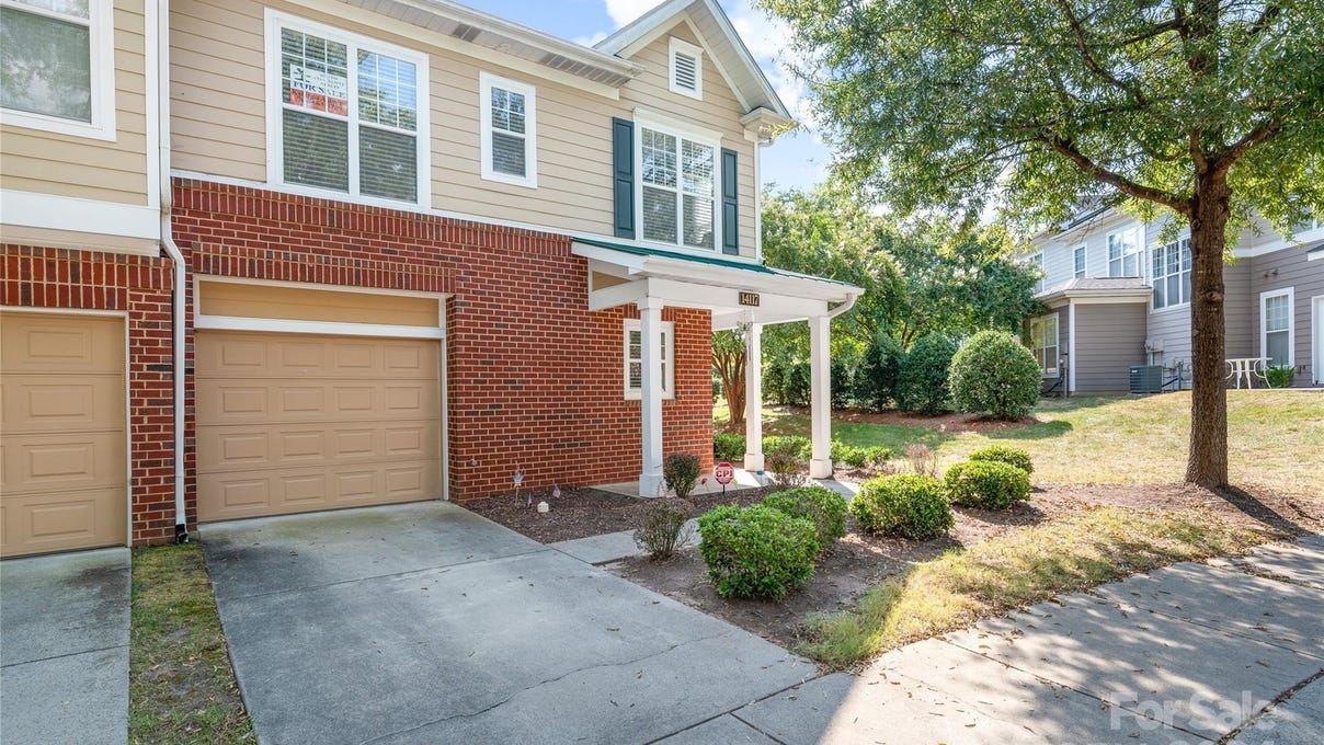 14117 Castle Abbey Ln