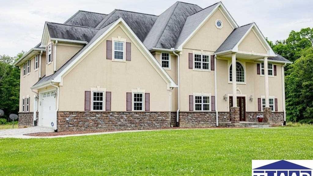 1881 W Wildwood Drs