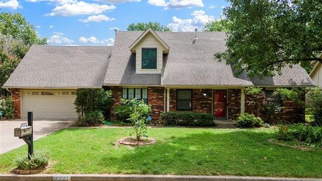 8318 S 76th East Ave  