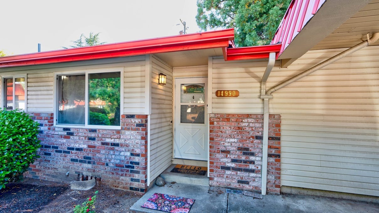 14990 SE CARUTHERS CT  