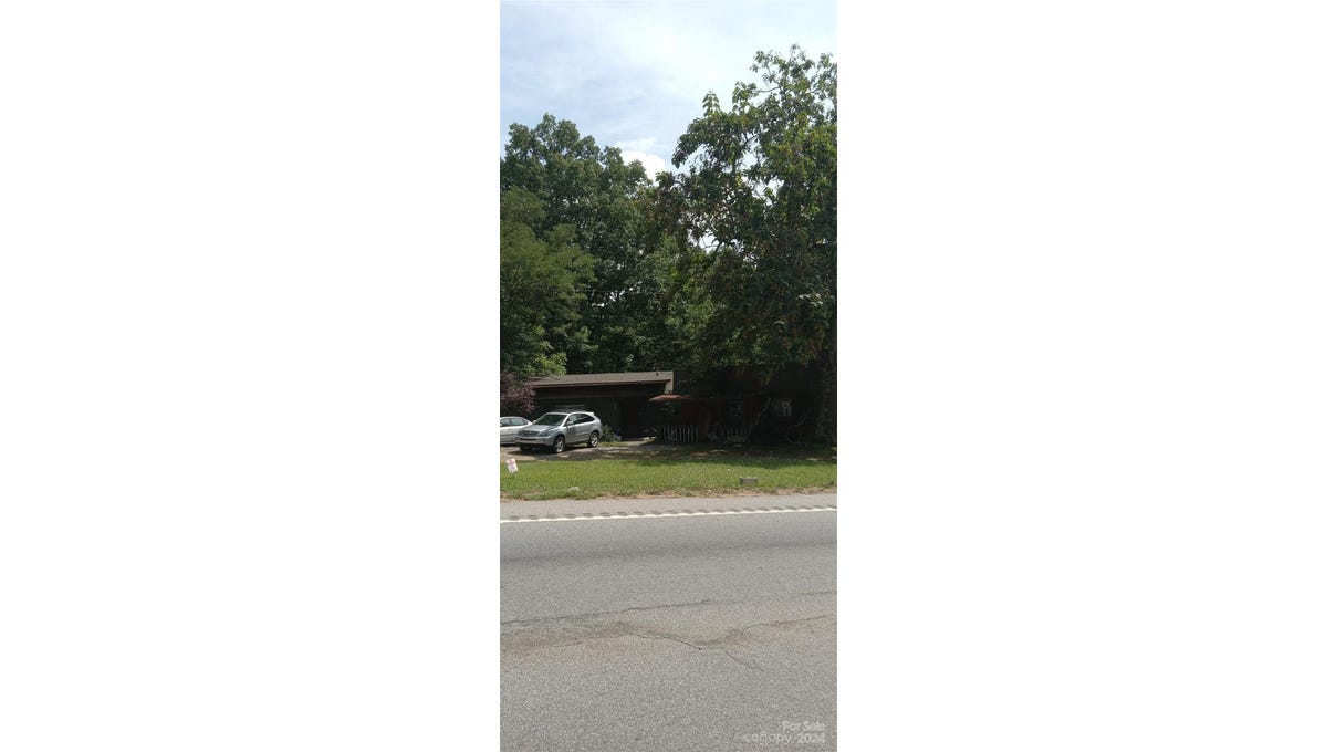 8565 Sylva Rd  