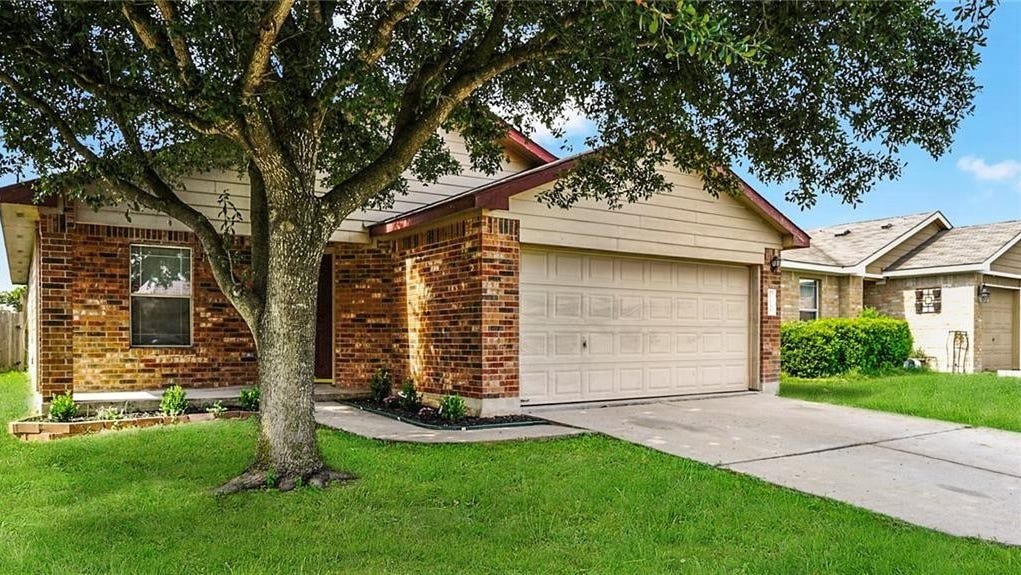 12533 Campana DR, Del Valle, TX 78617 House for Sale