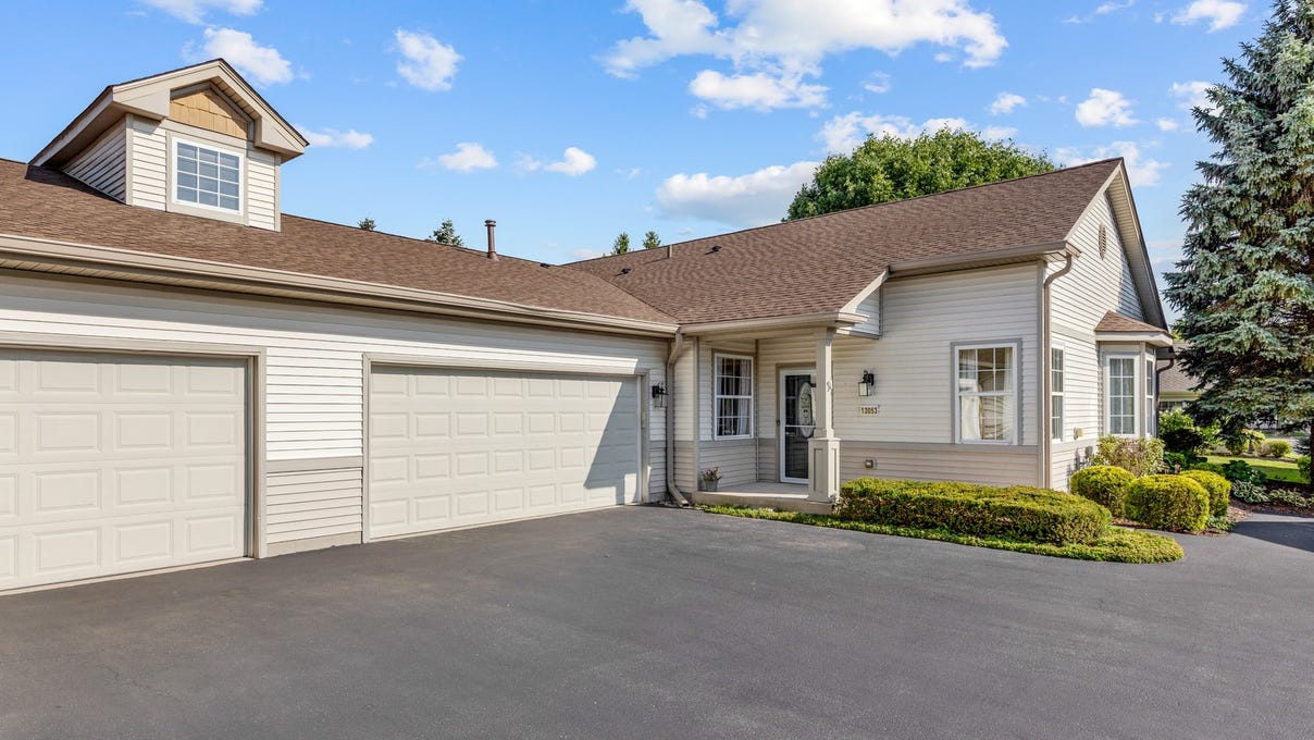 13053 Pennsylvania Ave  