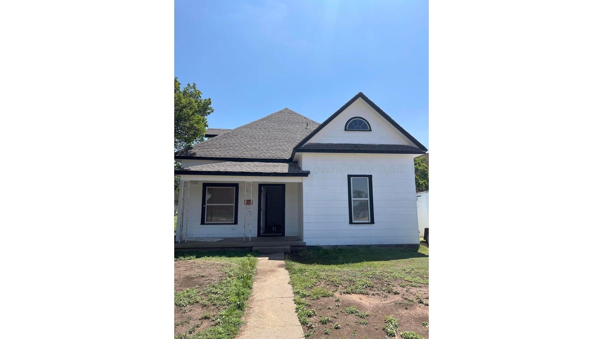 112 Donley Avenue, Tulia, TX 79088 House for Sale