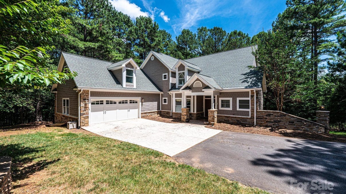 5366 Beacon Rdg Dr  