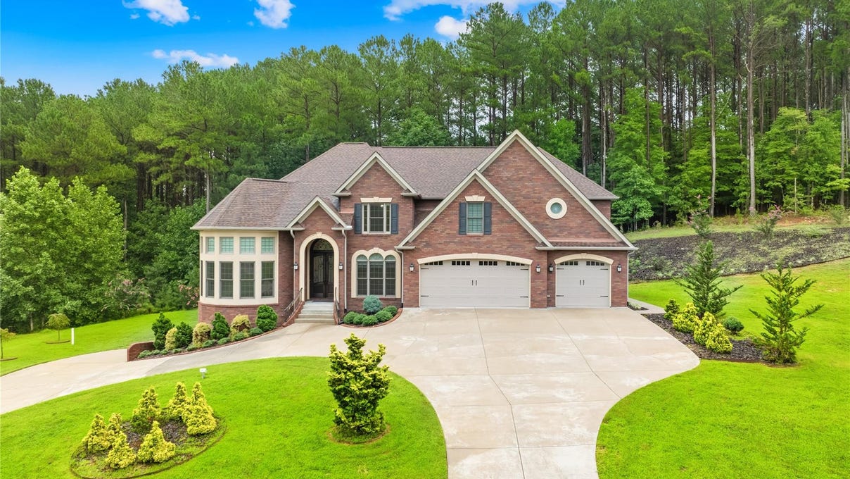 4 Royal Vista Way  