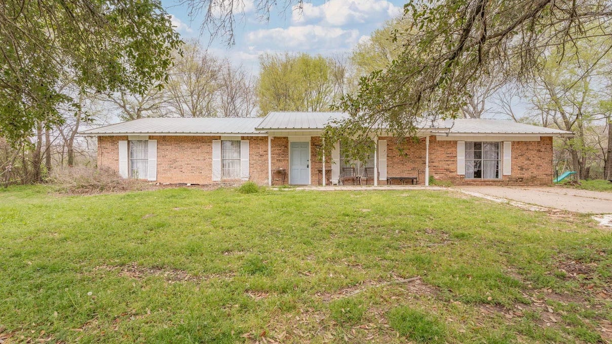 10336 County Rd 3817  