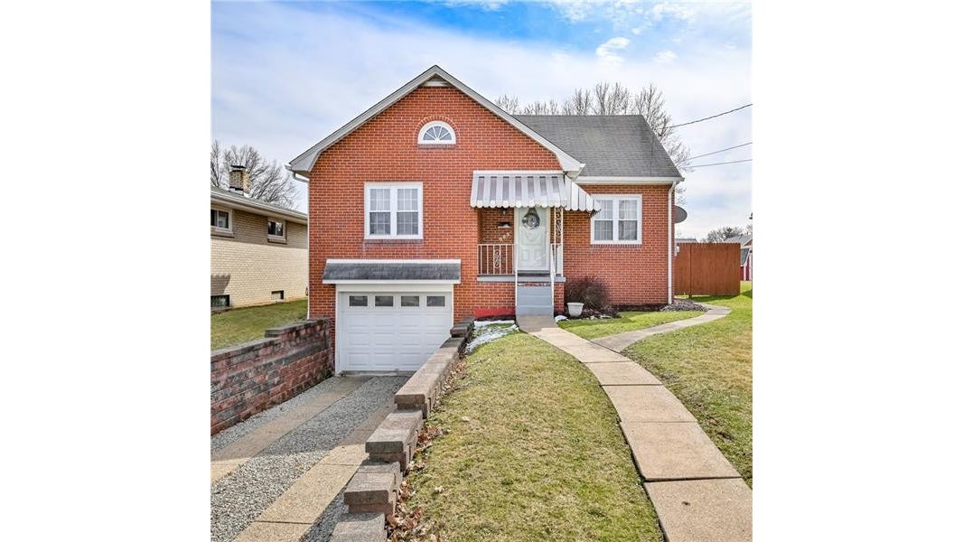 905 Jefferson Ave, Natrona Hts/Harrison Twp., PA 15065 House for Rent