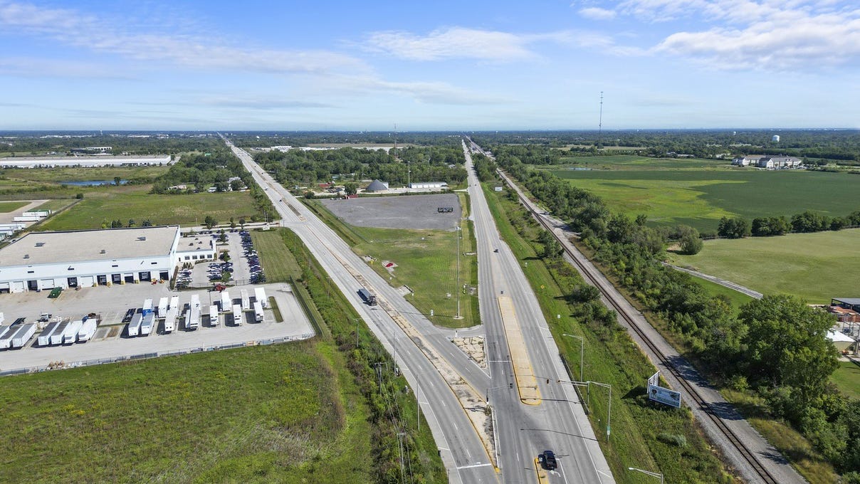 24306 S Governors Hwy  