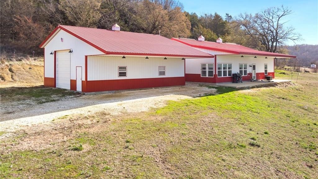 15747 Greasy Valley RD, Prairie Grove, AR 72753 House for Sale