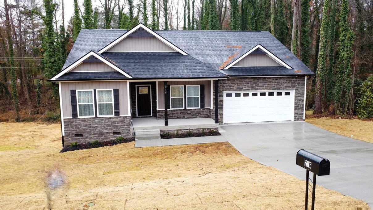 216 Shelton Drive, Spartanburg, SC 29307 House for Sale