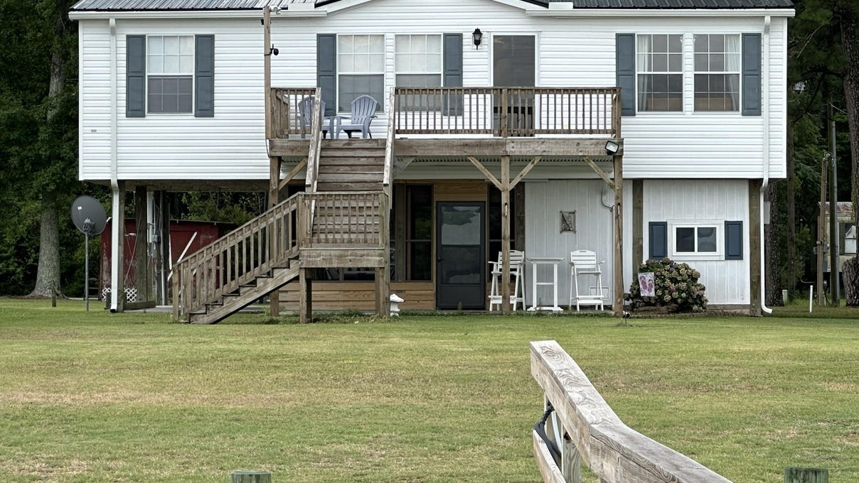 42 Miller Ave  