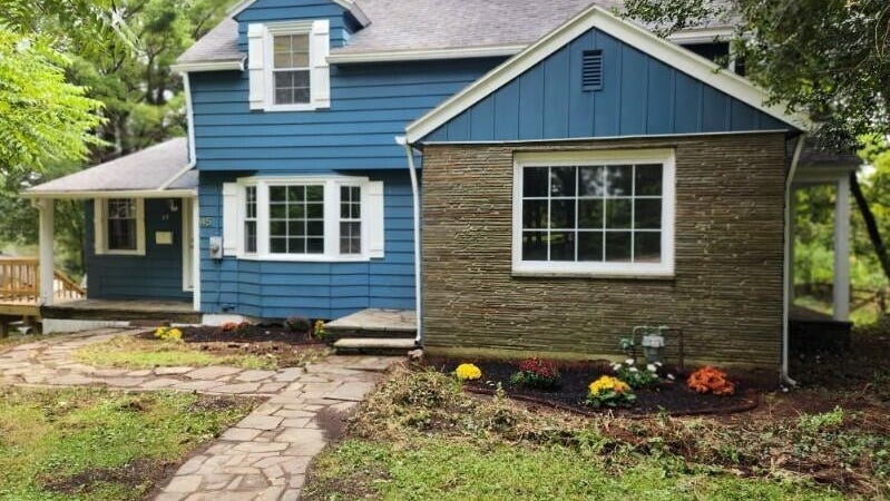 45 E Overbrook Rd