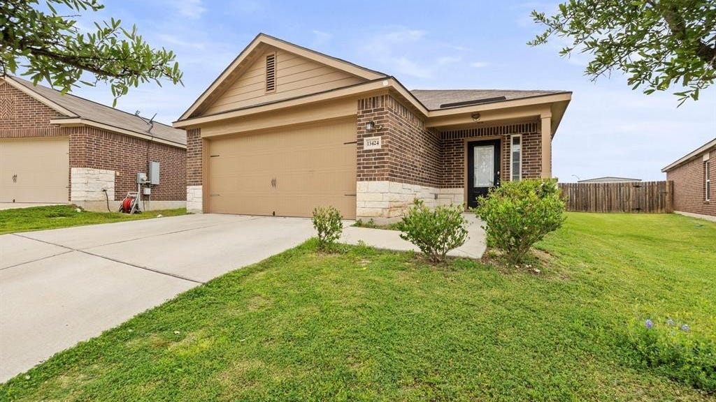 13424 Harry S Truman DR, Manor, TX 78653 House for Sale