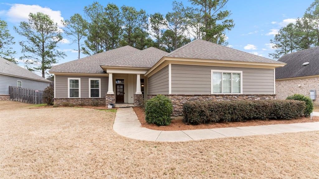 9448 Crescent Lodge Drive, Pike Road, AL 36064 House for Sale