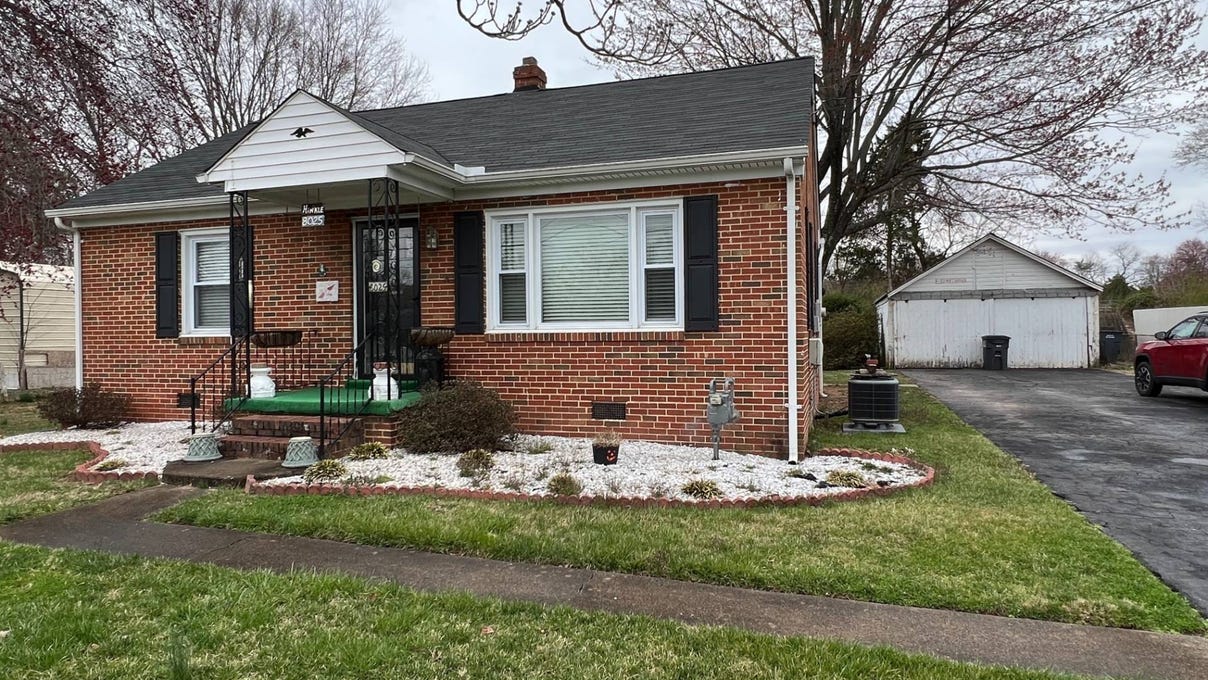 8025 Old Centreville Road, Manassas, VA 20111 House for Sale