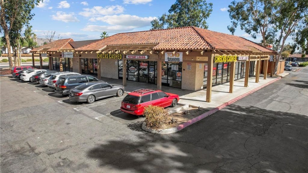 24525 Alessandro Blvd