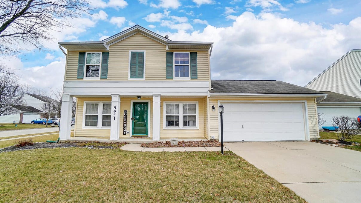 9951 Whispering Pine Drive, Tipp City, OH 45371 House for Sale