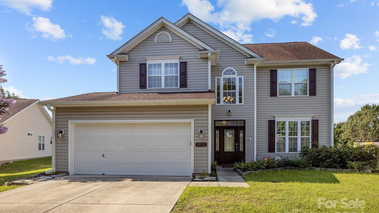 15711 Southern Gdn Ln  