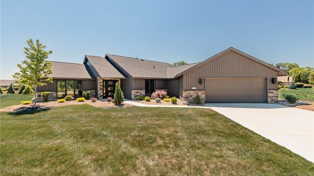 9008 Riverwood Dr