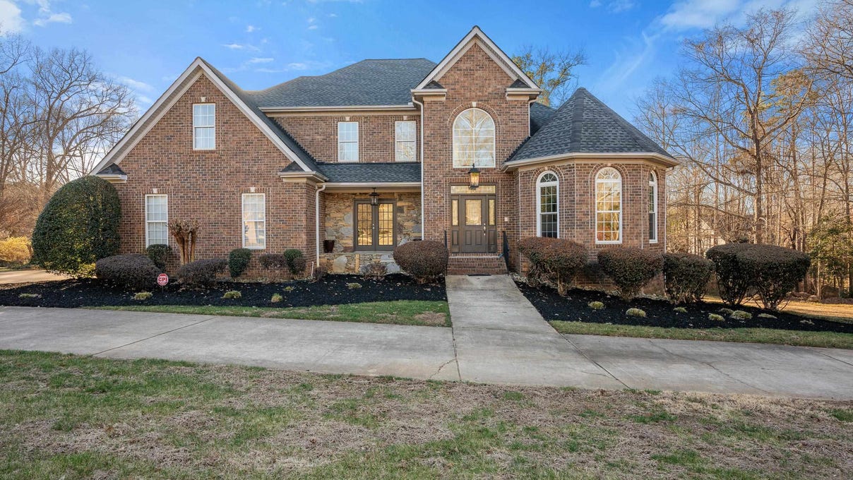 109 Rock Cove Ct, Moore, SC 29369 House for Sale