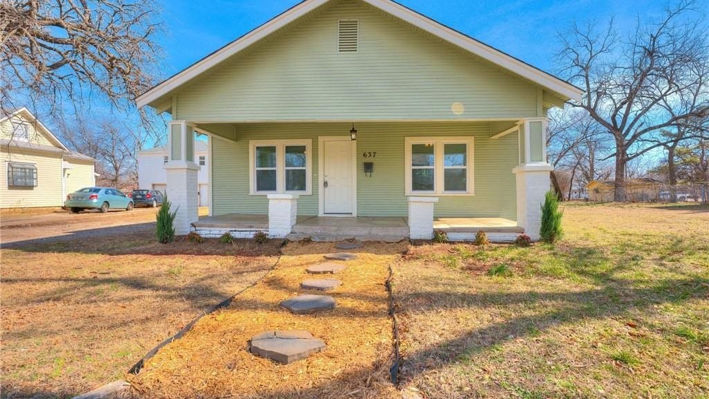 637 N Broadway Avenue, Shawnee, OK 74801 House for Sale