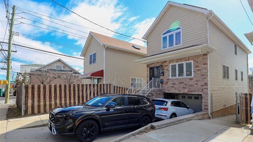 174 Fingerboard Road, Staten Island, NY 10305 House for Sale