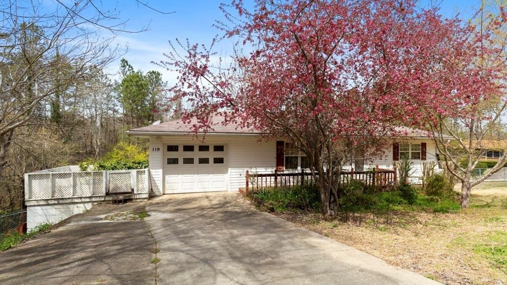 119 Pine View Drive, Walhalla, SC 29691 House for Sale