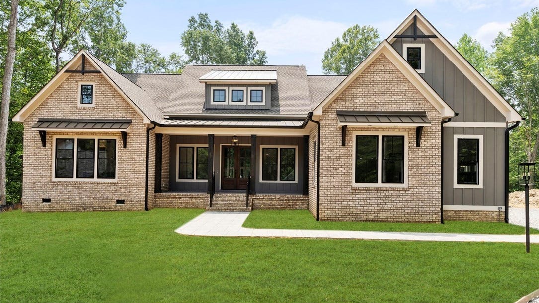 009 WINDING WHITE ROSE Ln