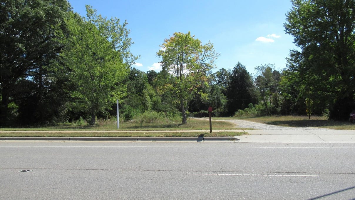 911 Brawley School Rd  