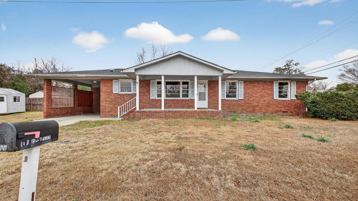 100 Brantley St  
