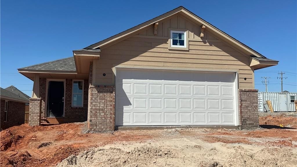 9213 SW 45th Ter  