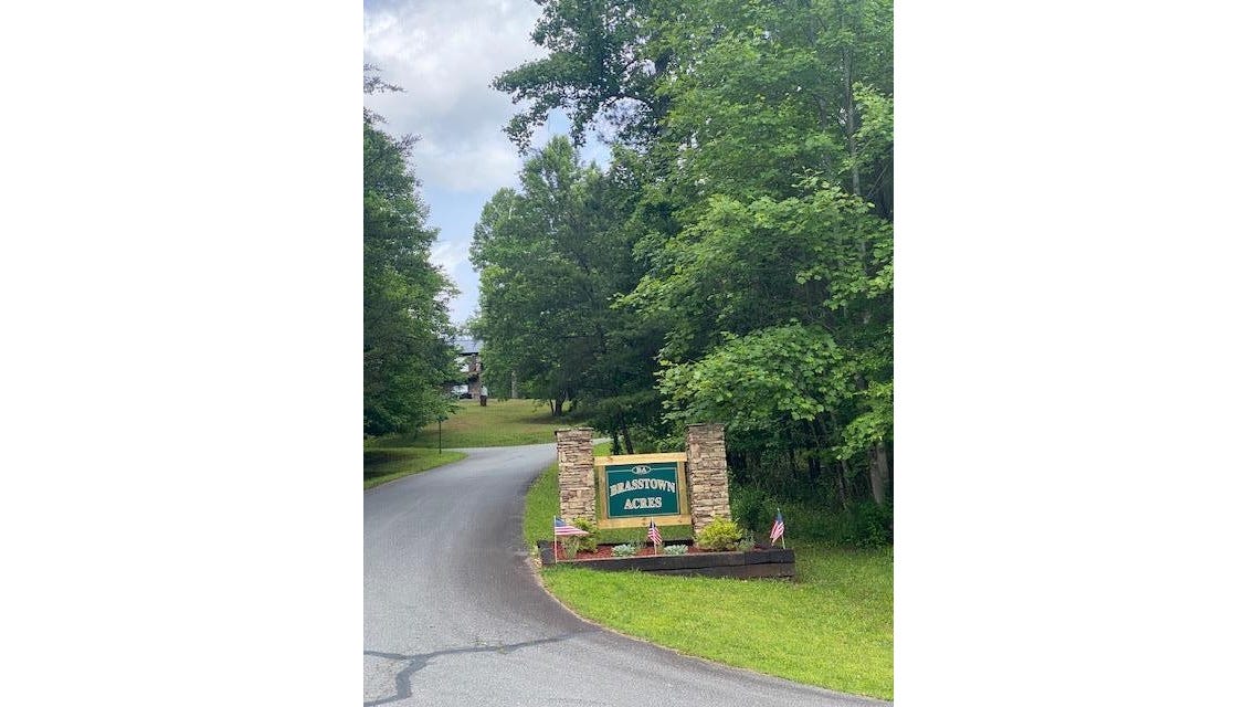 Lt 18 Brasstown Acres  