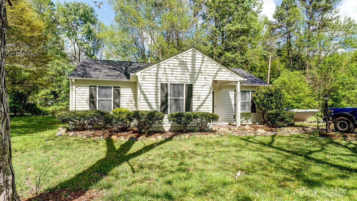 6508 Burning Bush Ct  