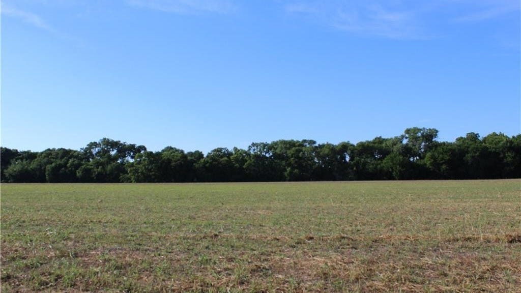 Garrett's Lake Tract 7 Rd  