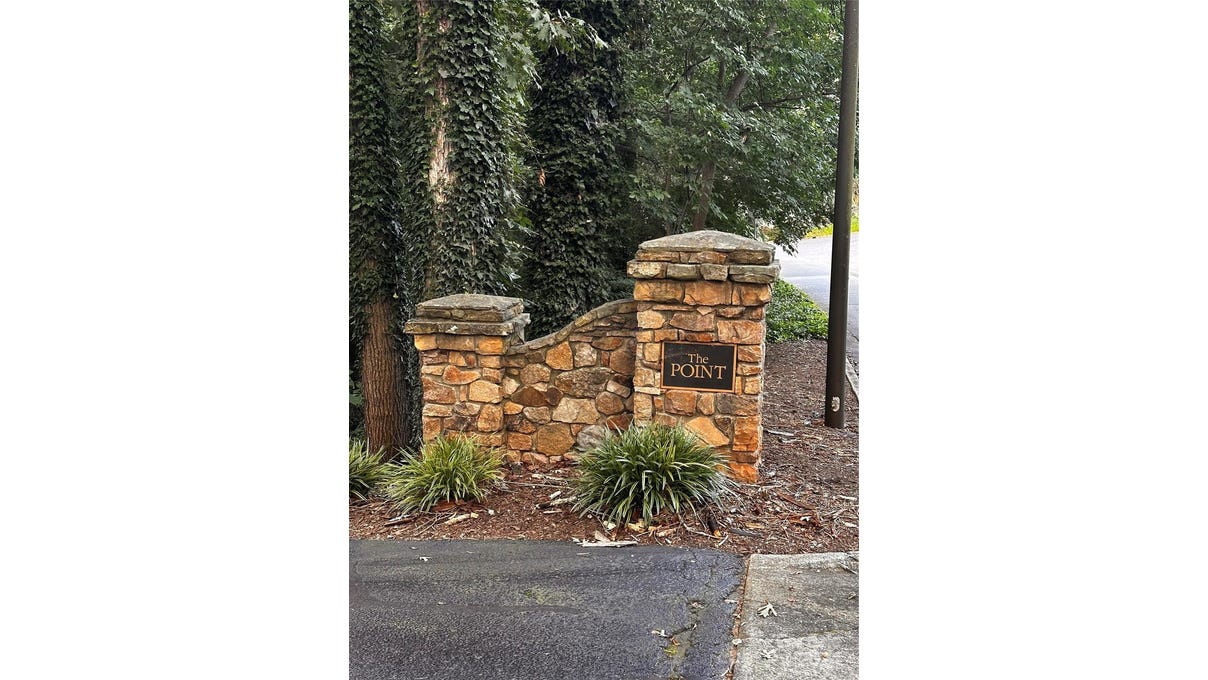 950 18th Avenue Cir NW  