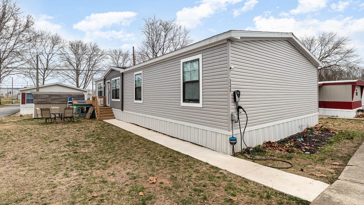 240 KEY WEST BOULEVARD, CARLISLE, PA 17015 House for Sale