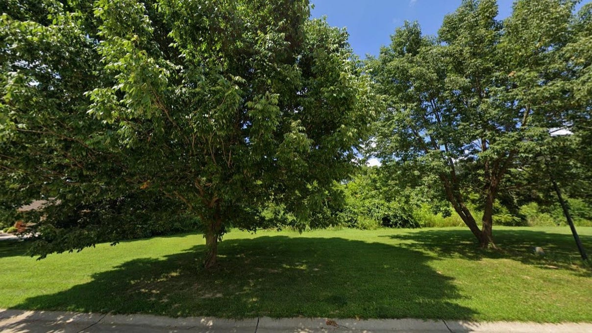 33 Stonebridge Xing Dr  