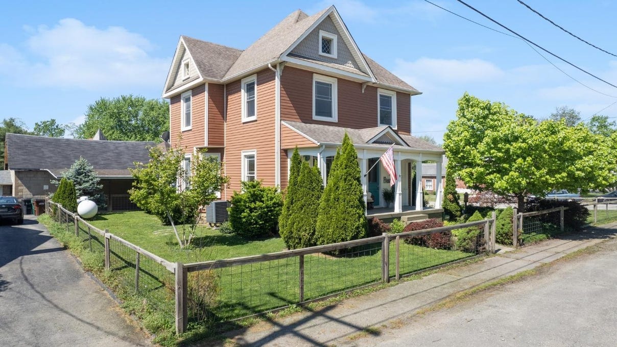 164 Winchester St  