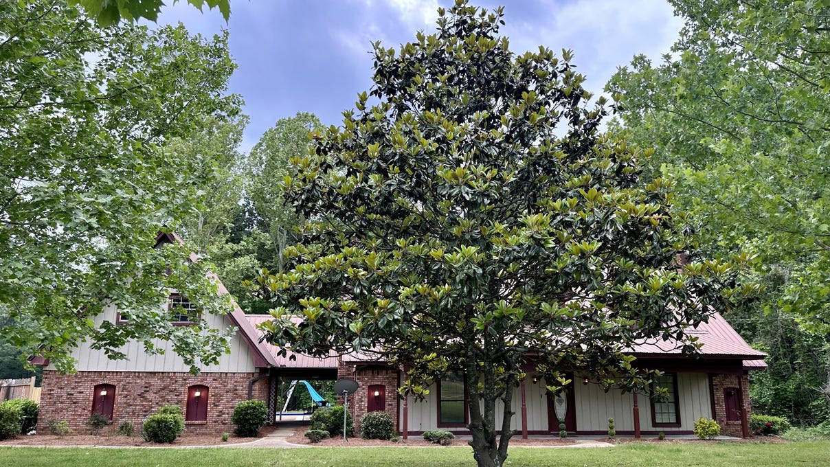 3303 Simpson Hwy 49  