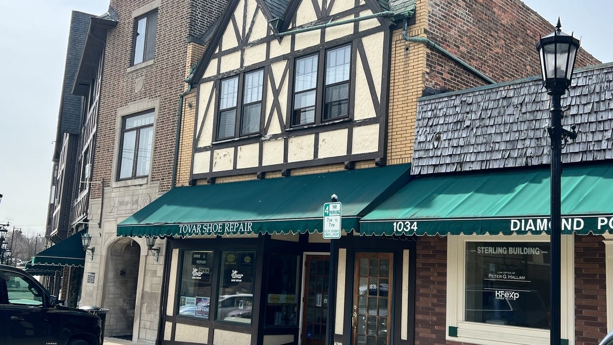 1036 Sterling Ave  