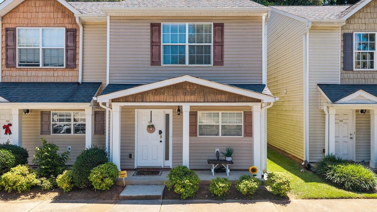740 Tavern Ct  