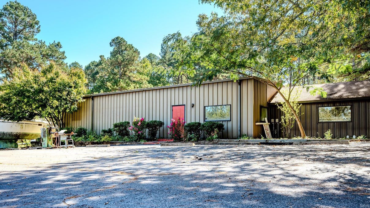 106 Elk Dr