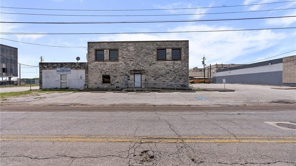 1733 S Brownlee Blvd, Corpus Christi, TX 78404 Other for Sale