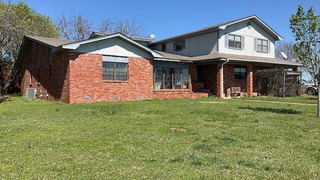 2342 E 2050 Rd  