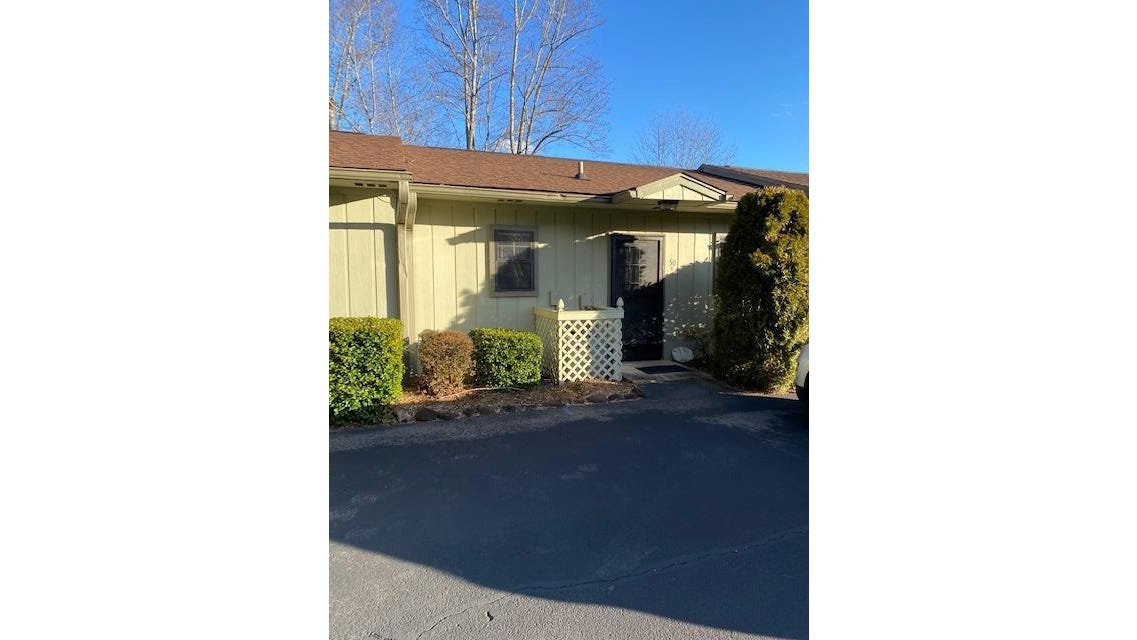 50b Mint Lake Court East, Franklin, NC 28734 Townhouse for Sale