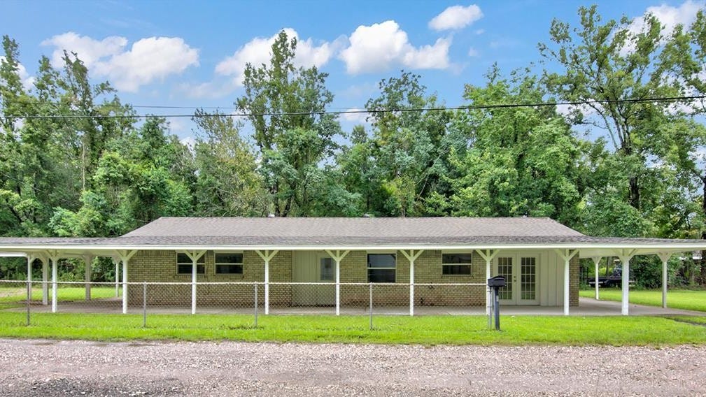 454 Parker St, Vidor, TX 77662 House for Sale
